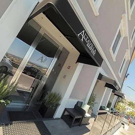 Отель Altavilla Boutique 4*