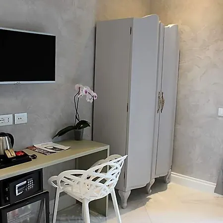 Altavilla Boutique فندق